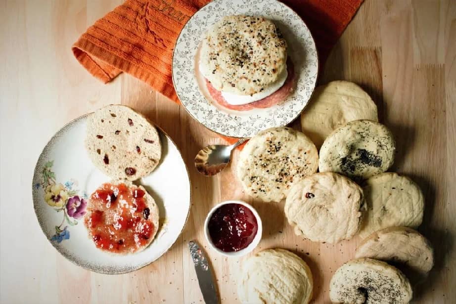 Microwave bread rolls